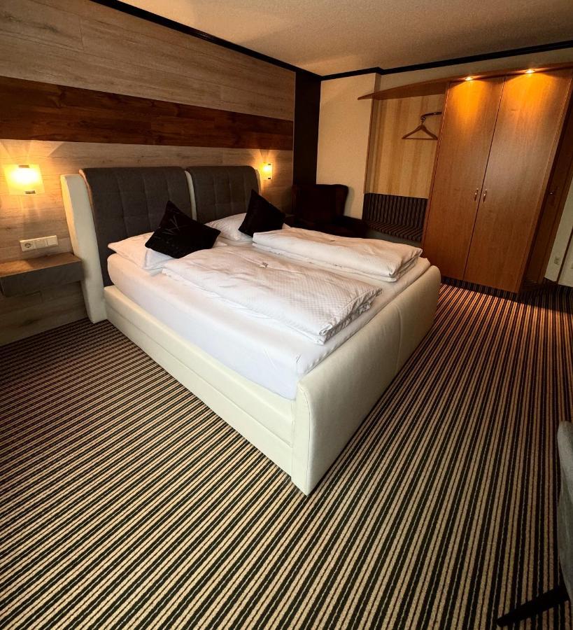 Hotel Harbauer Schwarzenbruck Kültér fotó